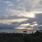 Stone House In Olive Grove Nyaraló