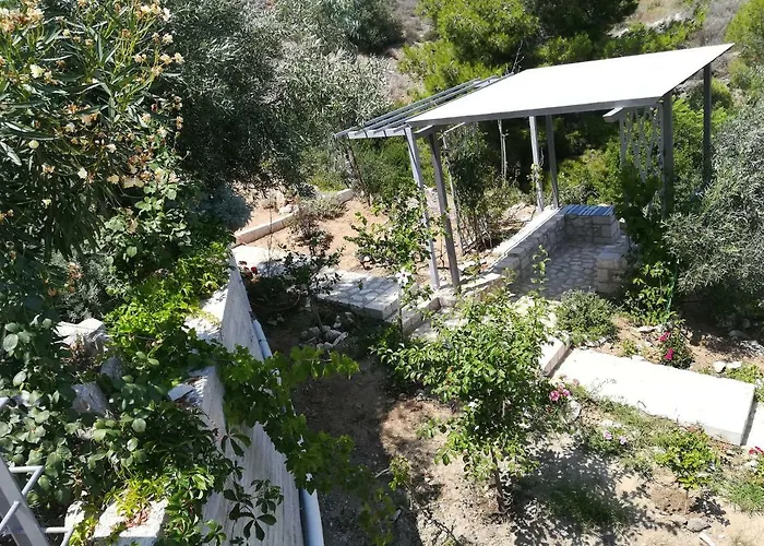 Feriehus Stone House In Olive Grove *